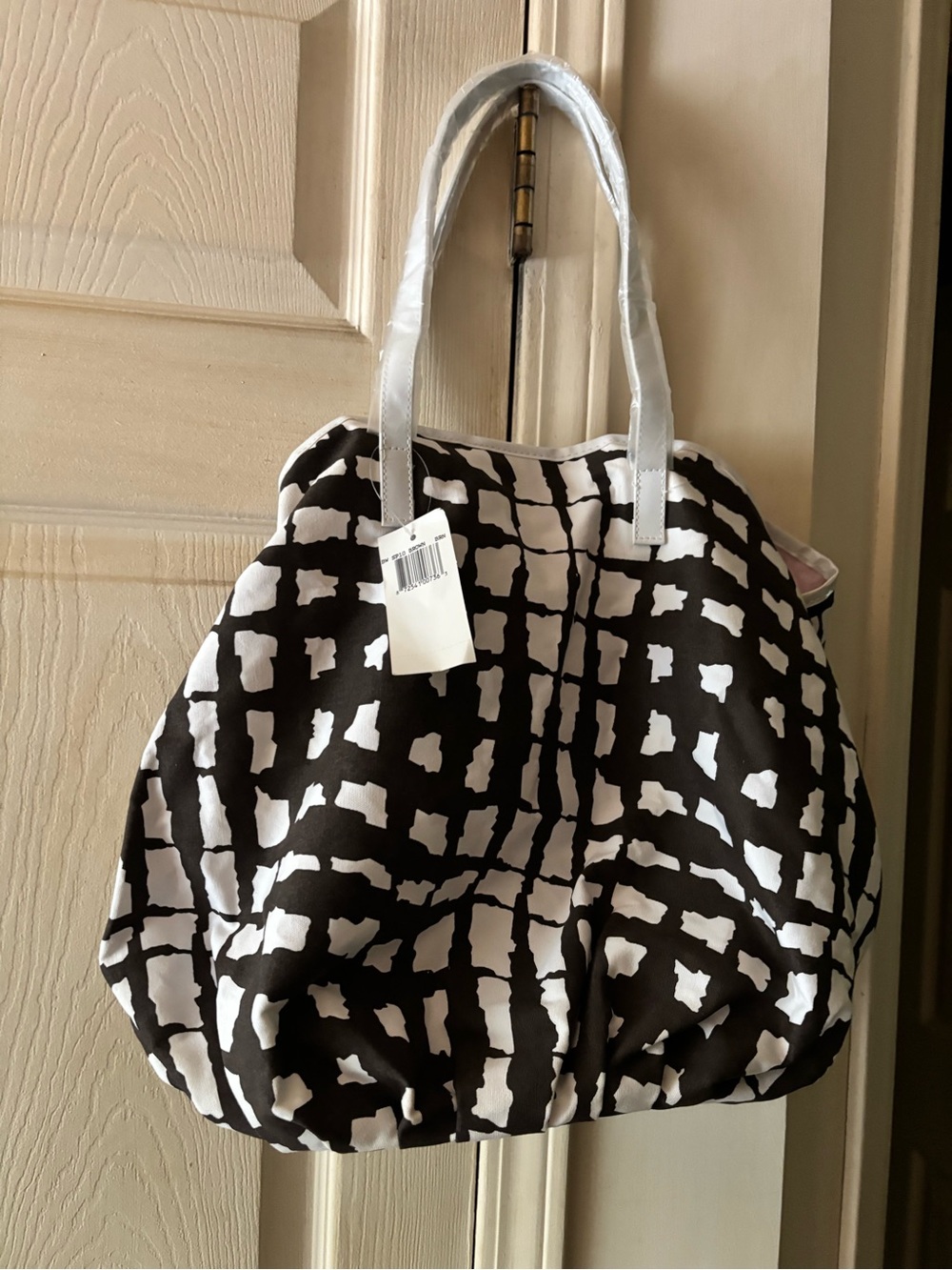 Saks Fifth Avenue Black and White Patterned Tote with White Handles